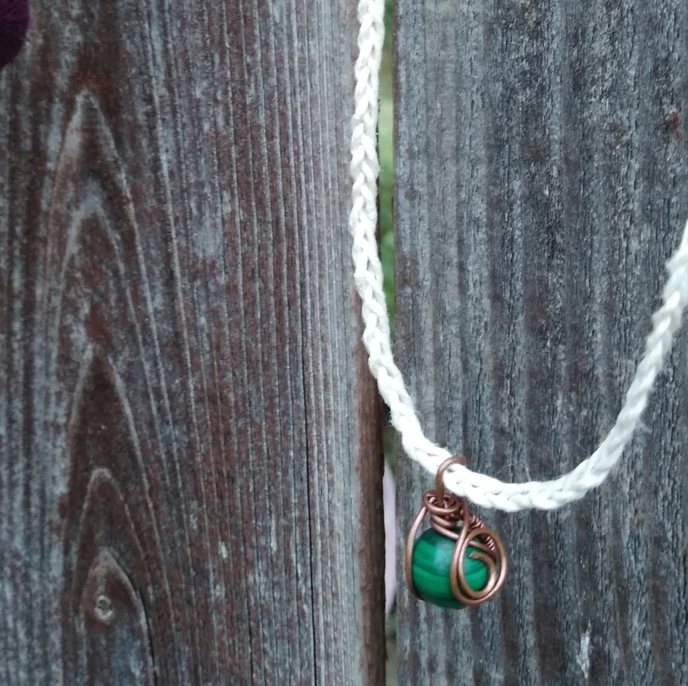 Wirewapped copper braided hemp chain choker.